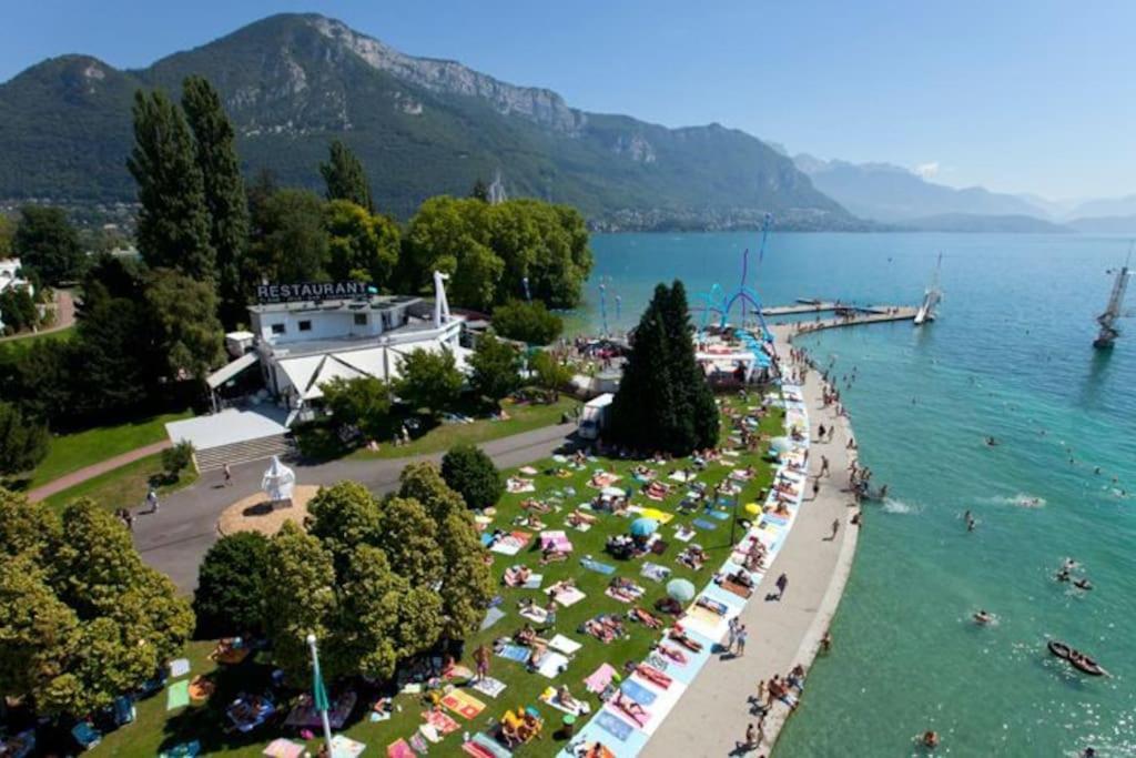 Entre Lac Et Montagne Annecy Exterior photo
